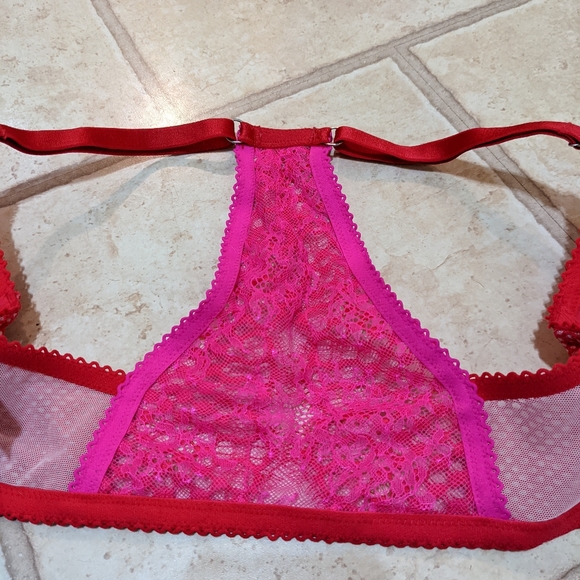 NWOT Victoria's Secret Push Up Bra! - Picture 5 of 6